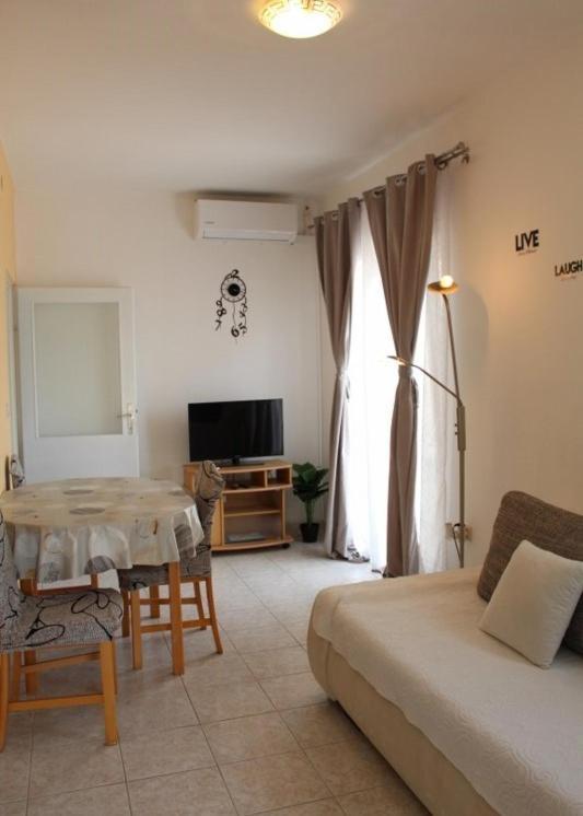 Apartment Nana Primošten Exterior foto